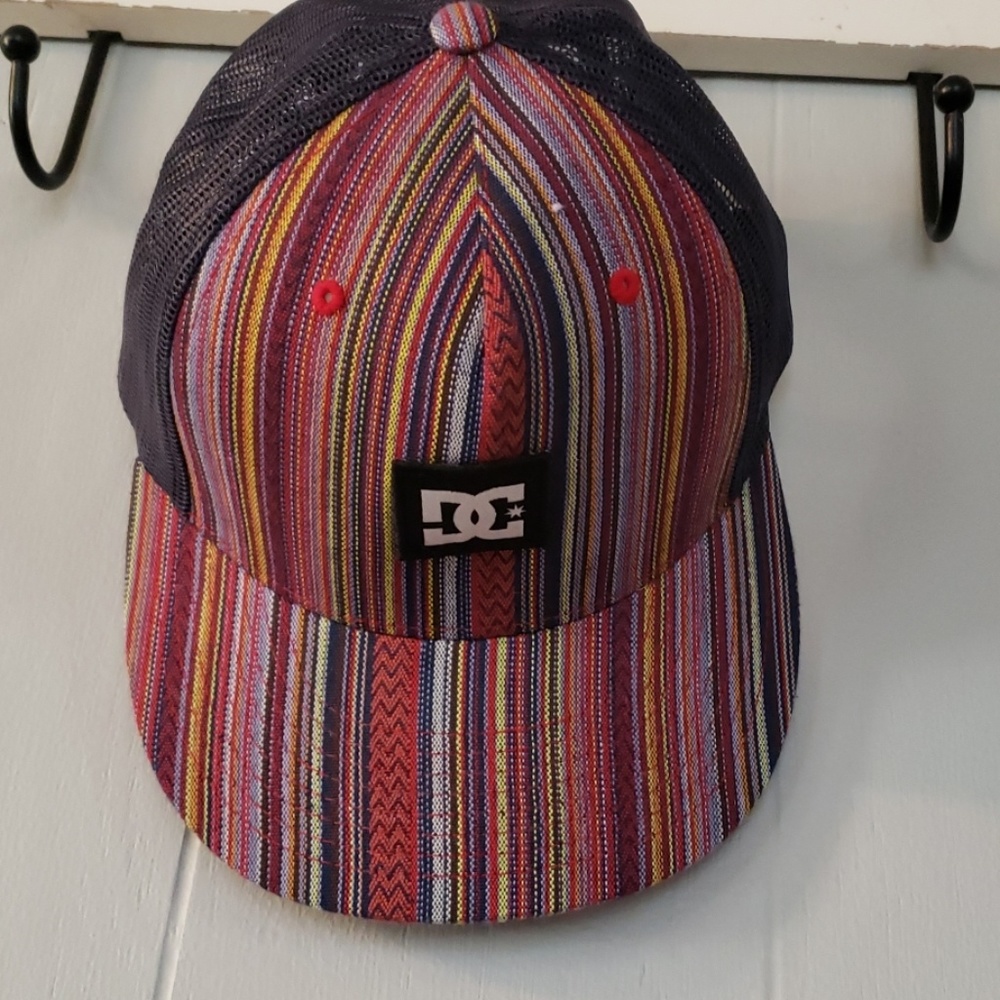 DC snapback